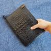 Bolsa com estampa de crocodilo masculina, carteira longa preta de couro macio, nova bolsa envelope de 2024 com grande capacidade e 8 polegadas