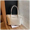 Bolso de Axila de Gamuza de Gran Capacidad Retro Diseño de Nicho de Gama Alta Hebilla Metálica Bolso de Hombro Tote Portátil para Mujer