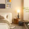 Lámpara de pie romana de columna vintage italiana, lámpara de mesa de lujo ligero para mesita de noche de dormitorio junto al sofá de la sala de estar, con un toque medieval