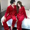Novos Pijamas de Casal Outono e Inverno para Mulheres, Veludo Vermelho com Coração, Roupa de Casa para Casamento, Conjunto de Manga Longa e Calça Longa