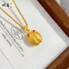 Collar Pequeño de Cigarra Dorada Estilo Chino para Mujer, Exquisito e Inteligente, Diseño Artesanal de Tallado Ligero, Collar con Colgante Lujoso Retro Micro-Adornado
