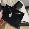 Novo Colar Bauhinia Escovado Italiano da Idade Média Feminino Pingente Girassol Full Diamond Brilhante Corrente de Clavícula Exquisita de Luxo Leve