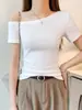 Top da Moda Assimétrico Decote Ombro a Ombro Único e Estiloso para Mulheres, Verão 2025 Nova Camiseta Fashionável de Manga Curta para Figuras Baixas