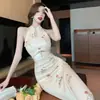 Vestido Cheongsam Modificado Floral Sexy de Estilo Joven para Uso Diario con Cintura Alta, Corte Ajustado, Efecto Adelgazante, Abertura y Diseño Bodycon para Mujeres