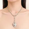 Colar Pingente Corrente Coração Estilo Coreano para Mulheres, Corrente de Clavícula com Design de Nicho da Moda, Joia Acessório Estilo Simples e de Luxo Leve