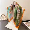 Bufanda Cuadrada Única con Estampado de Flor de Loto, Seda Sintética, Versátil y de Alta Gama, Pañuelo para el Cuello, Pañuelo para la Cabeza, Pañuelo de Seda, Bufanda