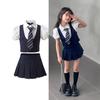 Conjunto Fashionável para Meninas, Novo Estilo, Cardigan de Tricô Estiloso para Meninas Pequenas, Conjunto de Duas Peças com Camisa e Saia para Crianças para o Outono