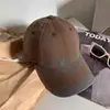 Gorra de Béisbol Lavada con Letra Vieja para Mujer Estilo Americano Retro Cabeza Grande Gorra Cuck para la Cara Ala Ancha Pequeña Sombrero de Copa Blanda