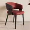 Silla de comedor de lujo con estampado minimalista para uso doméstico, asiento de mesa de comedor, decoración suave para sala modelo, silla con respaldo arqueado de arte en hierro