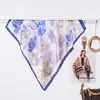 Bufanda de Satén de Seda con Estampado de Cachorro Fresco de Verano, Bufanda Cuadrada Versátil para Viaje, Bufanda Fina para Mujer al por Mayor