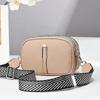 [Bolsa Feminina Daifa] Bolsa macia de três camadas Bolsa pequena Bolsa feminina 2024 Nova moda Super Fire Crossbody Bolsa Bolsa de ombro simples