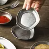 Compartimento de barbacoa de acero inoxidable retro olla caliente plato de condimento plato cuadrado para salsa plato para mojar pequeño creativo japonés al por mayor