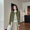 Chaqueta corta de cuero flocado retro estilo coreano para mujer, chaqueta versátil de cuello redondo de un solo botón suelta para otoño para mujeres menudas