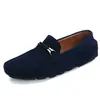 Sapatos Mocassim Masculino Outono Novo Estilo Slip-on Mocassins Masculinos Estilo British Old Money Camurça Plano Sapatos Preguiçosos para o Dia a Dia