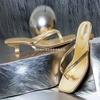 Sandalias de Verano 2025 Transfronterizas Europeas y Americanas Talla Grande para Mujer Nuevas Sexy Europeas y Americanas Cómodas Punta Cuadrada Comercio Exterior al por Mayor Talla Grande
