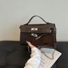 Bolso de Mano de Lujo de Nicho Transfronterizo para Mujer 2026 Nuevo Bolso de Cadena Vintage Versátil Hombro Cruzado Pequeño Cuadrado