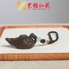 Yiming Xianyuan Tallado Aromático Pieza Única de Asa de Tetera Madera Maciza Adorno Portátil Colgante