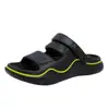 Sandálias de verão masculinas, novo estilo, antiderrapantes, de uso duplo, adequadas para uso ao ar livre, para vadear, para dirigir, chinelos casuais de praia para homens.
