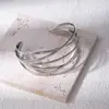 Pulseira Multicamadas com Abertura Cruzada Estilo Ins para Mulheres, Joia Simples e de Alto Padrão, Moda Minimalista, Pulseira Única e de Nicho