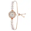 Reloj de Sirena para Mujer Luz de Lujo Cielo Estrellado Cola de Pez Completamente Incrustado de Diamantes Reloj de Pulsera de Gama Alta Reloj para Niñas Versátil y Compacto