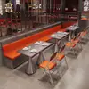 Restaurante Occidental de Cadena Restaurante de Barbacoa Cabina de Acero Inoxidable Sofá Estilo Industrial Restaurante de Hot Pot Juego de Mesa y Sillas para Comedor