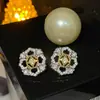 Brincos de Ouro Tecidos Esculpidos Vintage Versa Seiko Banhados a Ouro para Mulheres Diamante de Zircônia Cúbica Escovado Curvo Brincos Vintage