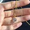 Collar de Acero de Titanio con Zirconio de Alto Nivel con Diamante Único de Seis Garras, Lujo Accesible para Mujer, Collar de Diamantes Ocho Corazones y Ocho Flechas, Cadena de Clavícula Simple y de Hada