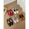 ¡Primer encuentro con la versión de cuero suave de Ji! Zapatos planos de punta redonda con lazo, sentido del diseño, nuevo estilo 2026, no cansan los pies, muestran temperamento