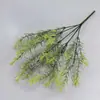Planta Verde Artificial Transfronteiriça Grama Plástica de 5 Pontas Pinheiro Nebuloso Alecrim Gerânio Samambaia Persa Eucalipto Decoração de Divisória