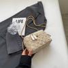 Bolso de lana de diseño nicho de otoño e invierno 2023 nuevo bolso de mujer popular bandolera de cadena combinable mini bolso cuadrado