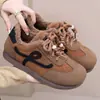 Zapatos de Mujer Invierno Nuevo Estilo Felpa Cálidos Retro Zapatos Deportivos Alemanes Suela Suave Antideslizantes Zapatos de Mamá Versátiles Casuales Botas de Nieve
