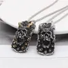 P1059 joyería de comercio exterior al por mayor personalidad europea y americana retro cuerno monstruo calavera hombres titanio acero colgante