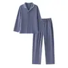 Nuevo conjunto de ropa de casa de doble cara cepillada engrosada para otoño e invierno para mujer con copas de sujetador incorporadas, cárdigan anti-golpes, pijamas de alta elasticidad