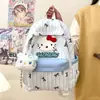 Mochila de viagem de verão em desenho animado, muito estilosa e fofa, com um design de Gatinha Kitty temático da floresta, fresco e feminino