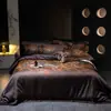 Juego de ropa de cama jacquard de cuatro piezas teñido en hilo de algodón de fibra larga estilo vintage 100S, juego de ropa de cama de modelo de lujo ligero de alta gama
