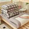 Juego de ropa de cama de tres piezas de algodón puro para estudiantes universitarios, sábana de cama 100% algodón, funda de edredón, protector de colchón, ropa de cama individual para dormitorio