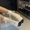 Zapatos Mary Jane versátiles de estilo francés con aumento de altura interno para mujer, nuevos zapatos de tacón bajo vintage con lazo para el verano 2026