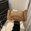 Bolso de hombro elegante de moda de este año 2024 nuevo de alta calidad versátil ins bolso bandolera axilar pequeño cuadrado