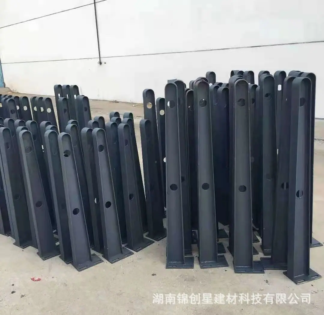 钢构牛腿.jpg