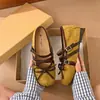 Sapatos Baixos de Camurça Estilo Ballet Retro Francês para Mulheres, Novo Estilo de Verão, Sapatos Mary Jane Versáteis com Tira Cruzada e Solado Macio
