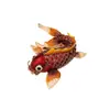 Broche Festivo de Ano Novo com um Toque Luxuoso e de Alta Qualidade, Feito de Liga Metálica com Diamantes em Formato de Peixe, um Acessório de Roupa