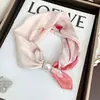 Colar de lenço de seda com pérolas e fecho magnético para mulheres, corrente fina para clavícula de verão, lenço pequeno retrô francês, lenço decorativo para o pescoço