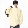 La nueva colección de invierno de Lei Qianqiu presenta sudaderas de forro polar de manga larga tanto para hombres como para mujeres, ofreciendo un diseño liso clásico, moderno y versátil.