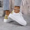 Zapatos casuales para mujer con suelas de plataforma, color liso, con cordones, corte bajo, estilo primavera, suela gruesa, suela plana, talla grande, blanco, punta redonda, nuevo modelo transfronterizo