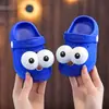 Novas Sandálias Crocs Antiderrapantes de Primavera 2026 para Meninos e Meninas, Crocs de Bebê para Exterior com Solado Grosso