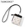 Yue Qian Kai 2026 Cartera Corta Colgante para Cuello de Mujer Gatito Lindo Diseño de Uso Diario Portatarjetas de Identificación Venta al por Mayor