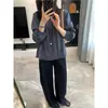 Designer coreano! Moletom de gola redonda com retalhos listrados nas mangas, coleção outono 2026, textura de lã sintética, pulôver falso de duas peças