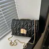 Bolso de mujer 2024, nuevo bolso de hombro con cadena rómbica, de nicho textil, combinable, bandolera pequeña cuadrada de moda.