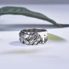 Zhen Rong deseja Amazon Best Selling Creative Carved Spruce Branch Wolf Ring Europa e América Domineering Wolf Head Ring