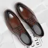 Zapatos de Cuero Oxford para Hombre Puntiagudos para Traje Cruzados Talla Grande Versión Europea Zapatos de Negocios Venta Directa de Fábrica Dropshipping
